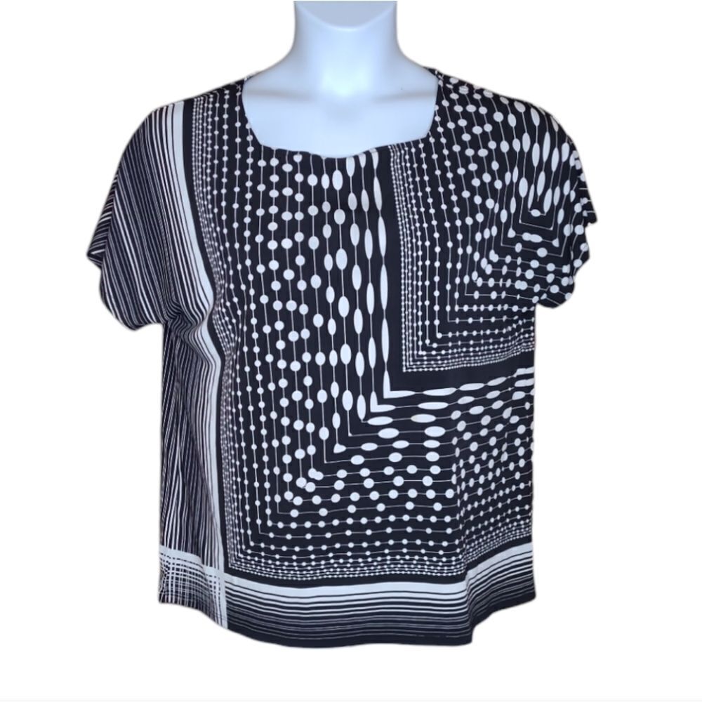 CHICO'S easywear black and white pattern short sleeve blouse top 1/M